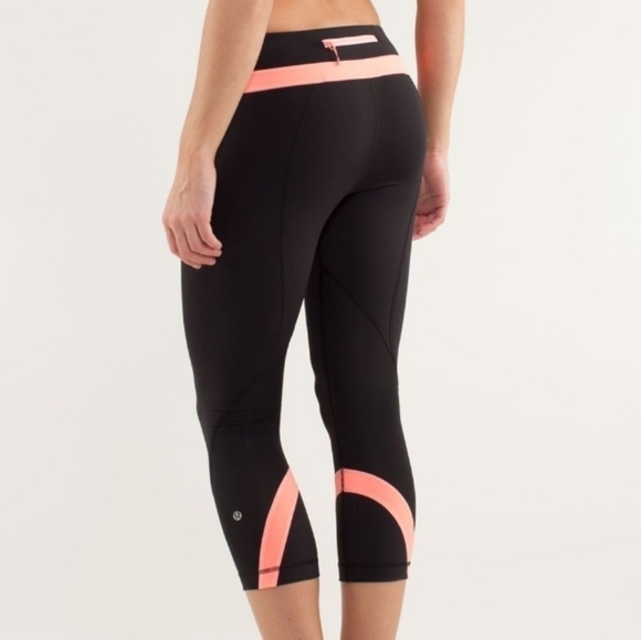 LULULEMON SoulCycle Run: Inspired Crop II - Picture 1 of 10